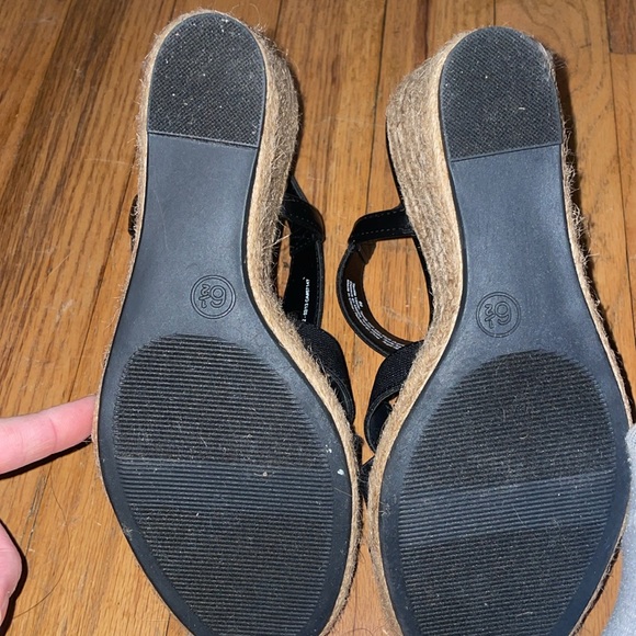 Women’s Wedges - Picture 5 of 7